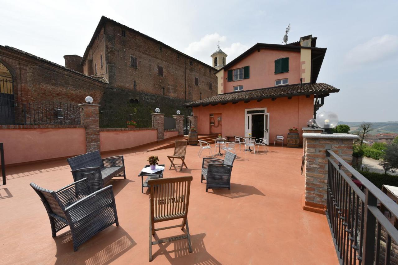 Hotel Ristorante Borgovecchio Montegrosso dʼAsti Exterior foto